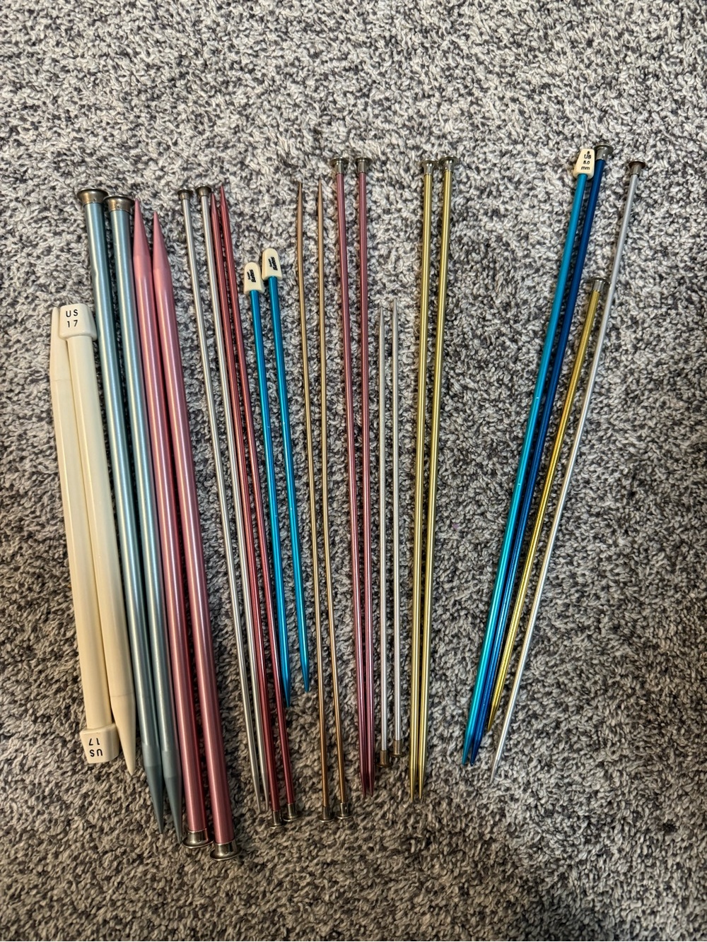 Assorted Long Aluminum Knitting Needles